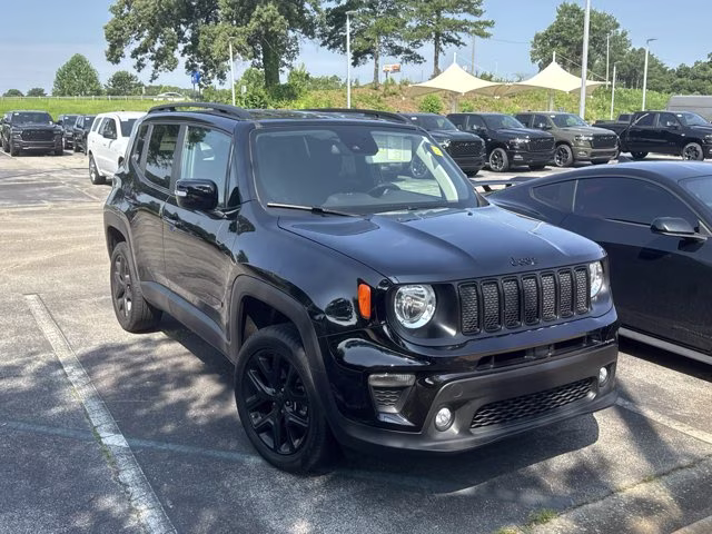 2023 Black Clearcoat Jeep Renegade Altitude 4X4 SUV