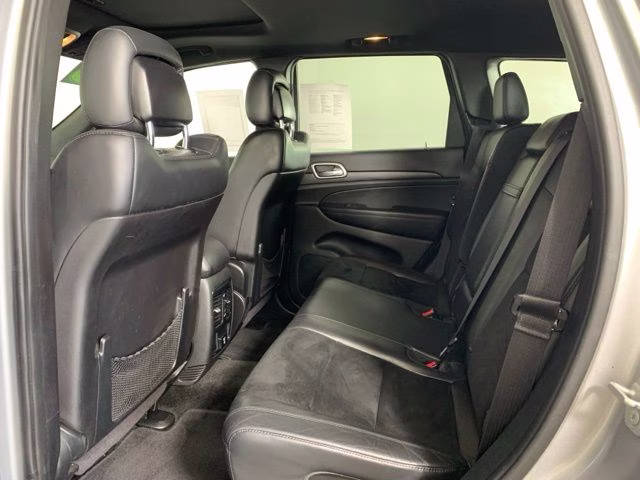2015 Billet Silver Metallic Clearcoat Jeep Grand Cherokee Altitude 4X4 SUV