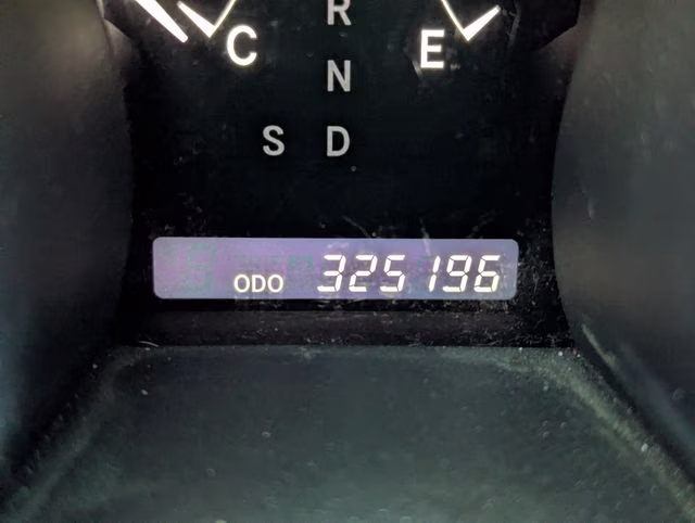 2011 Classic Silver Metallic Toyota Highlander Limited 4X4 SUV