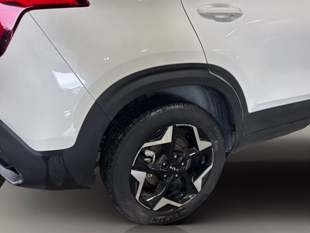 2024 Snow White Pearl Kia Seltos EX AWD SUV