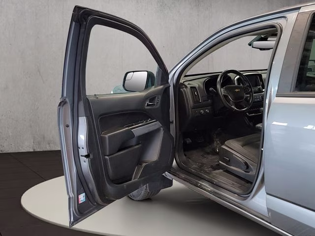 2022 Satin Steel Metallic Chevrolet Colorado LT 4X4 Truck