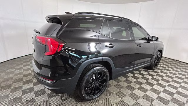 2020 Ebony Twilight Metallic GMC Terrain SLE FWD SUV