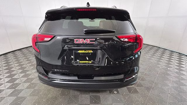 2020 Ebony Twilight Metallic GMC Terrain SLE FWD SUV