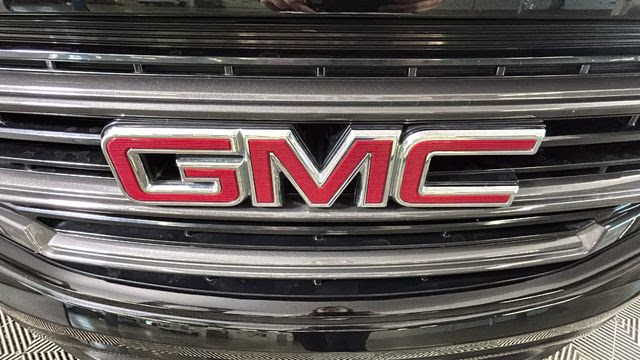2020 Ebony Twilight Metallic GMC Terrain SLE FWD SUV