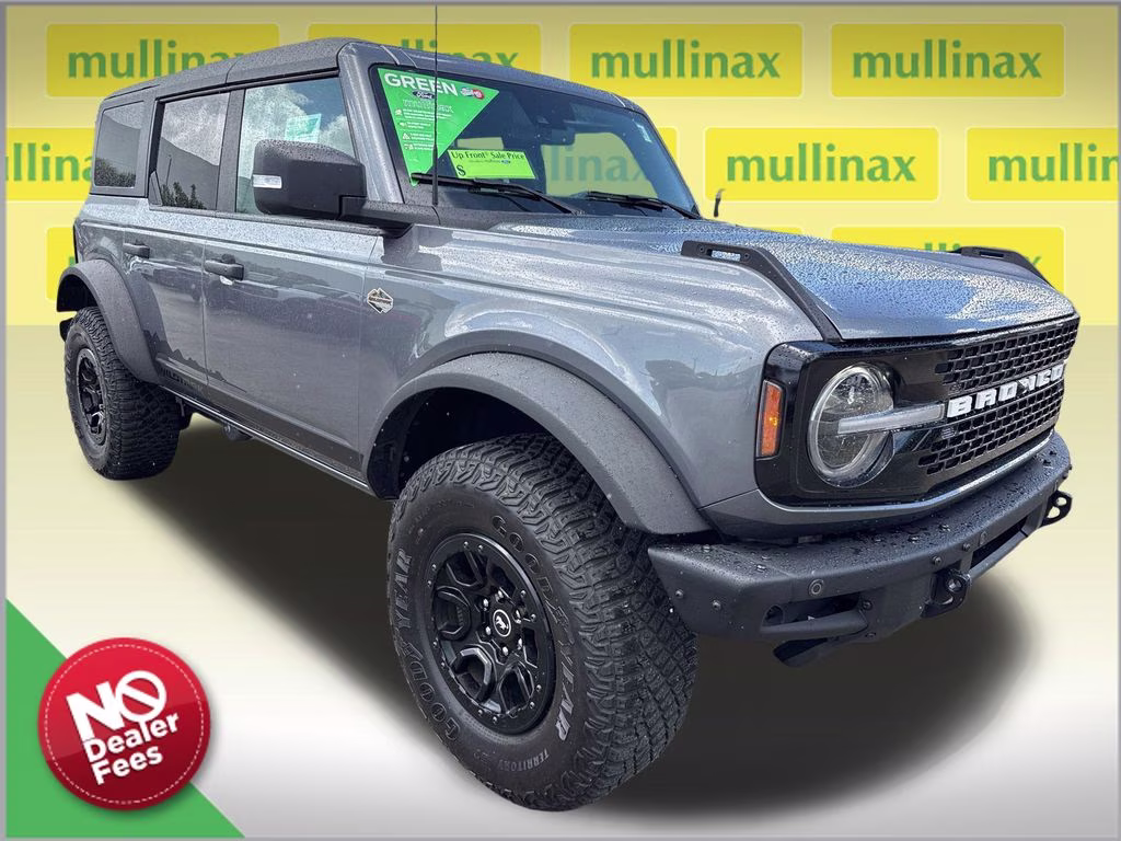 2024 Carbonized Gray Metallic Ford Bronco Wildtrak 4X4 SUV