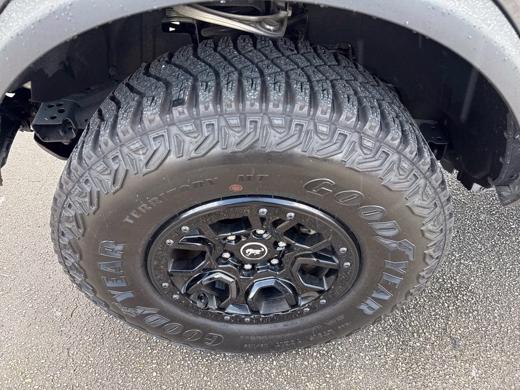 2024 Carbonized Gray Metallic Ford Bronco Wildtrak 4X4 SUV