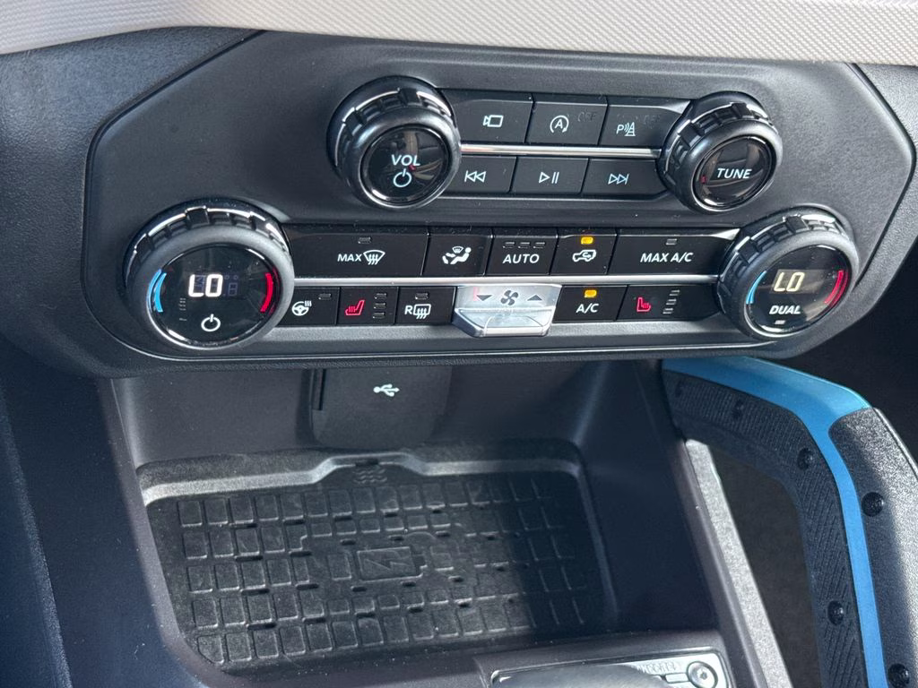 2024 Carbonized Gray Metallic Ford Bronco Wildtrak 4X4 SUV