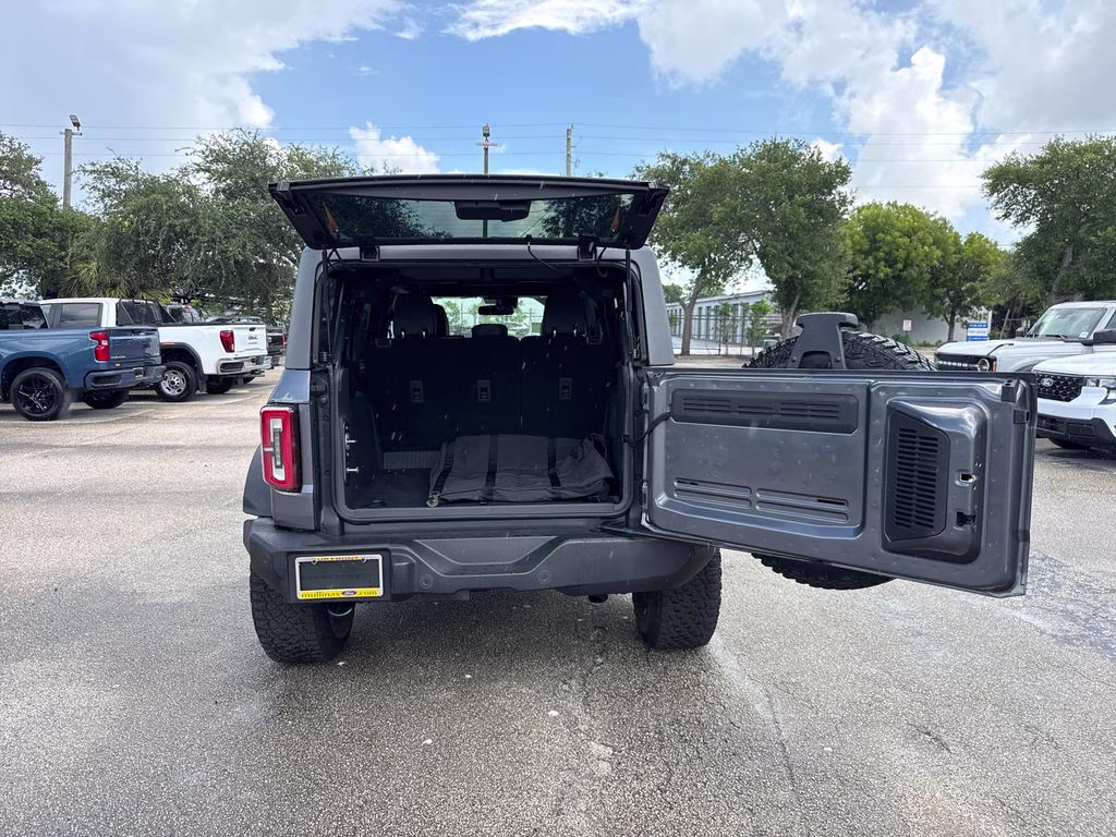 2024 Carbonized Gray Metallic Ford Bronco Wildtrak 4X4 SUV