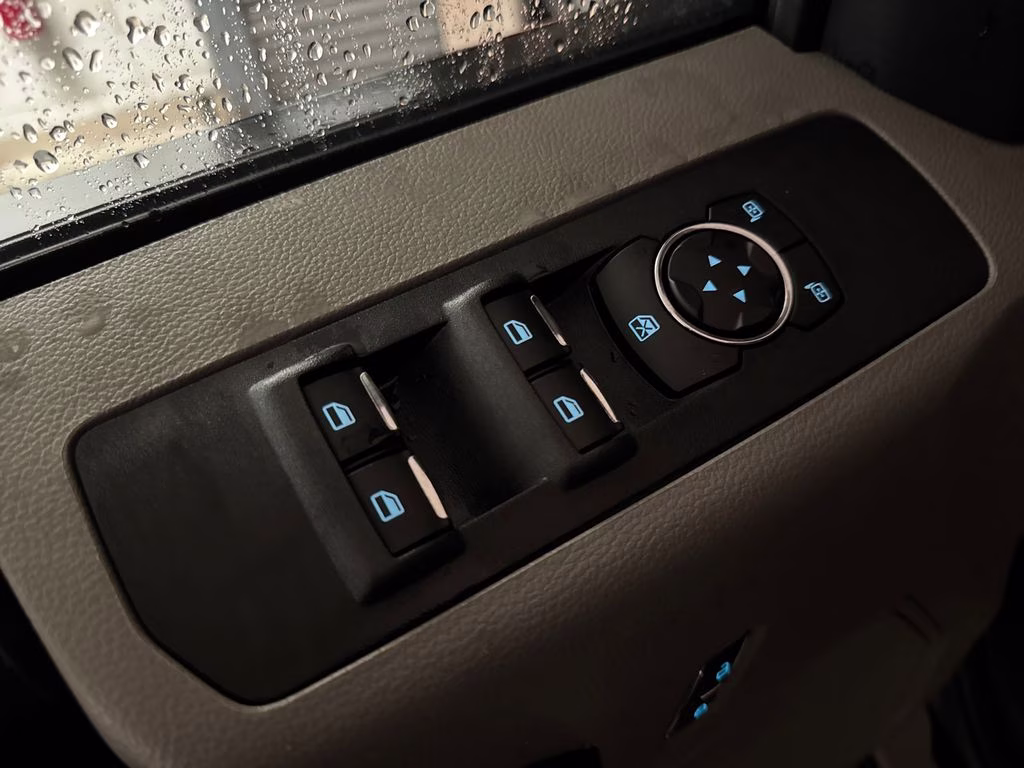 2021 Agate Black Metallic Ford Super Duty F-350 DRW XL 4X4 Truck
