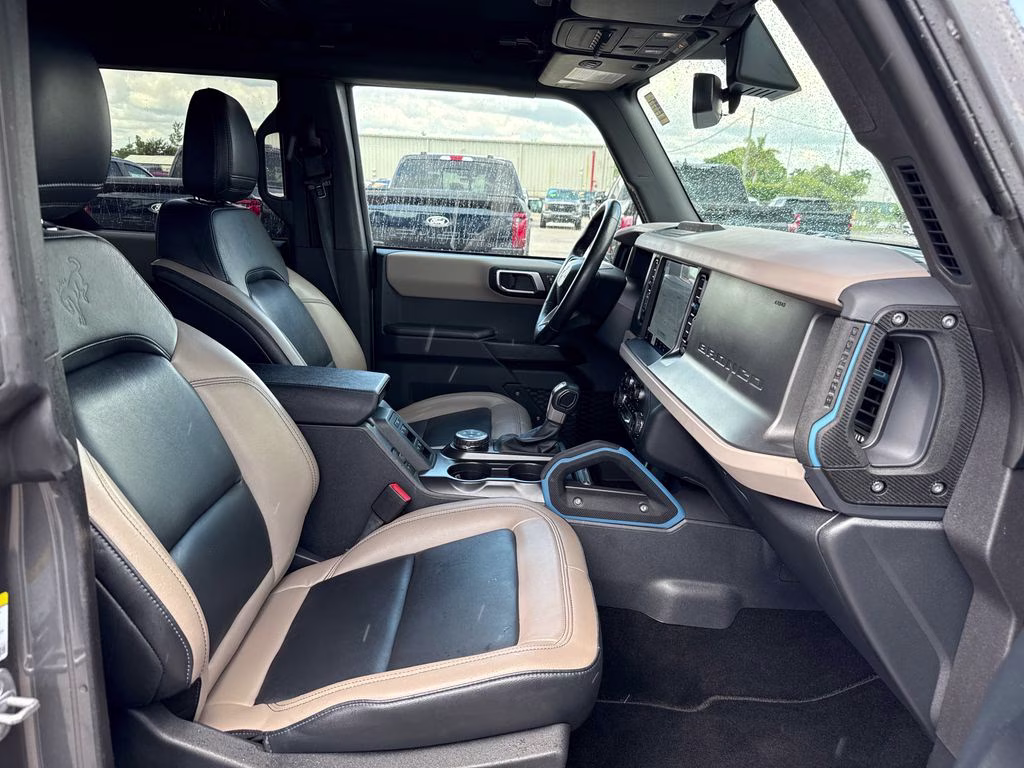 2024 Carbonized Gray Metallic Ford Bronco Wildtrak 4X4 SUV
