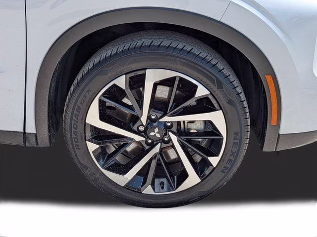 2024 White Diamond Mitsubishi Outlander SE FWD SUV