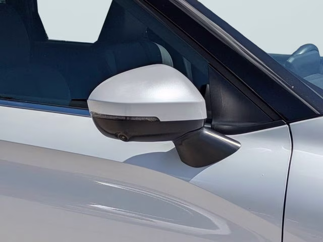 2024 White Diamond Mitsubishi Outlander SE FWD SUV