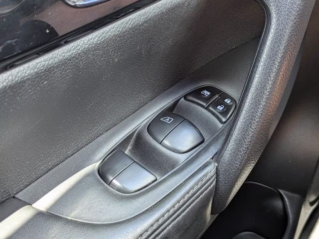 2019 Gun Metallic Nissan Rogue Sport SV AWD SUV