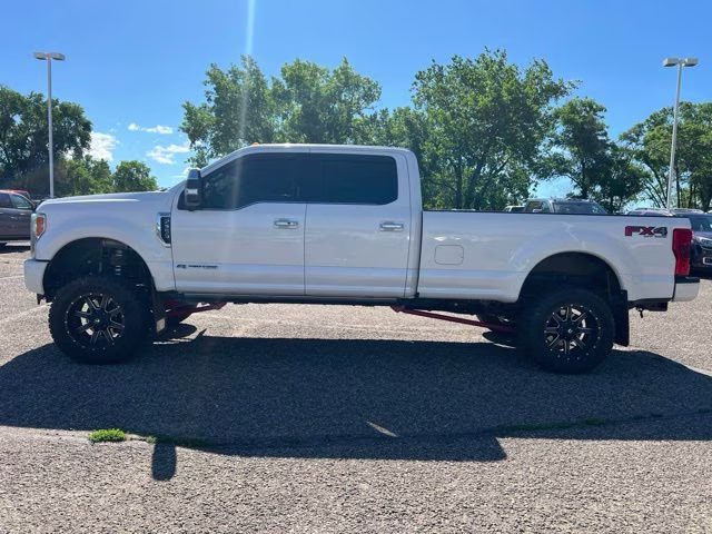 2019 White Platinum Ford Super Duty F-350 SRW Platinum 4X4 Truck