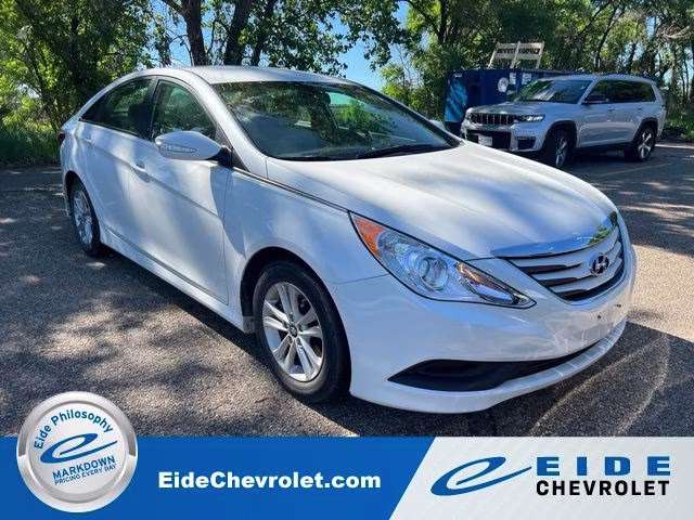 2014 Pearl White Hyundai Sonata GLS FWD Sedan