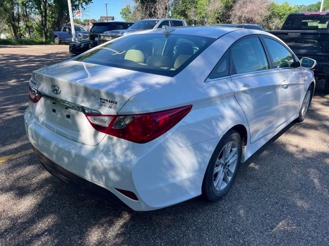 2014 Pearl White Hyundai Sonata GLS FWD Sedan
