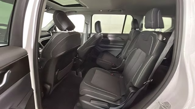 2023 Bright White Clearcoat Jeep Grand Cherokee L Laredo 4X4 SUV
