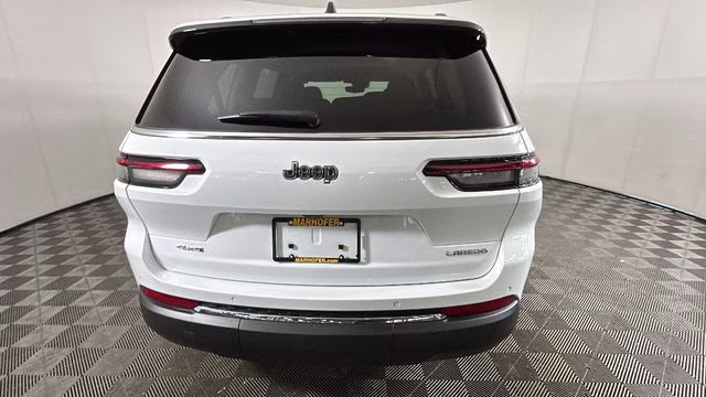 2023 Bright White Clearcoat Jeep Grand Cherokee L Laredo 4X4 SUV