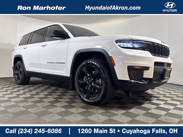 2023 Bright White Clearcoat Jeep Grand Cherokee L Altitude 4X4 SUV