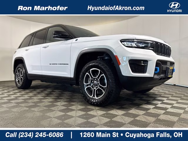 2022 Bright White Clearcoat Jeep Grand Cherokee Trailhawk 4xe 4X4 SUV