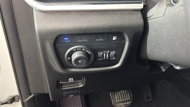 2022 Bright White Clearcoat Jeep Grand Cherokee Trailhawk 4xe 4X4 SUV