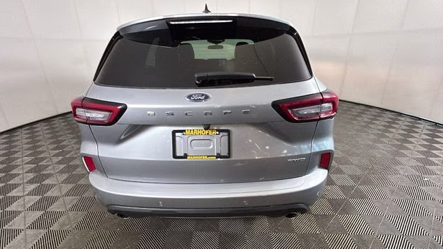 2024 rock metallic Ford Escape ST-Line AWD SUV