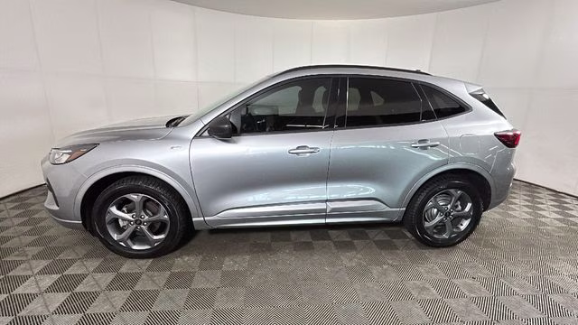 2024 rock metallic Ford Escape ST-Line AWD SUV