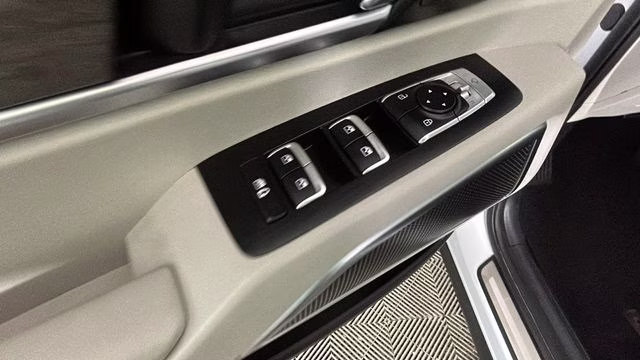 2020 Snow White Pearl Kia Telluride SX AWD SUV