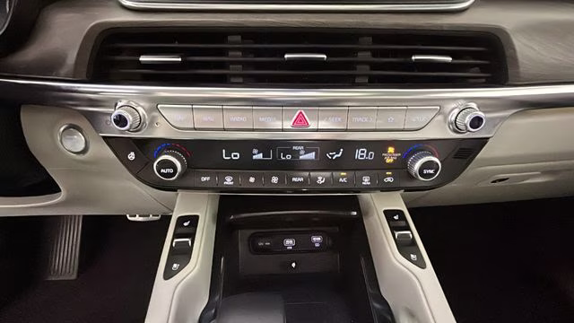 2020 Snow White Pearl Kia Telluride SX AWD SUV