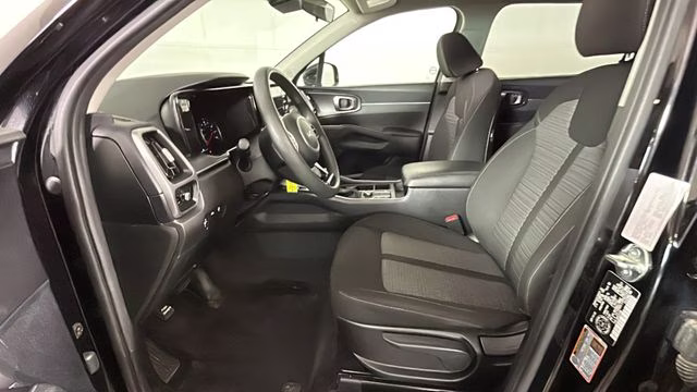 2023 Kia Sorento LX AWD SUV