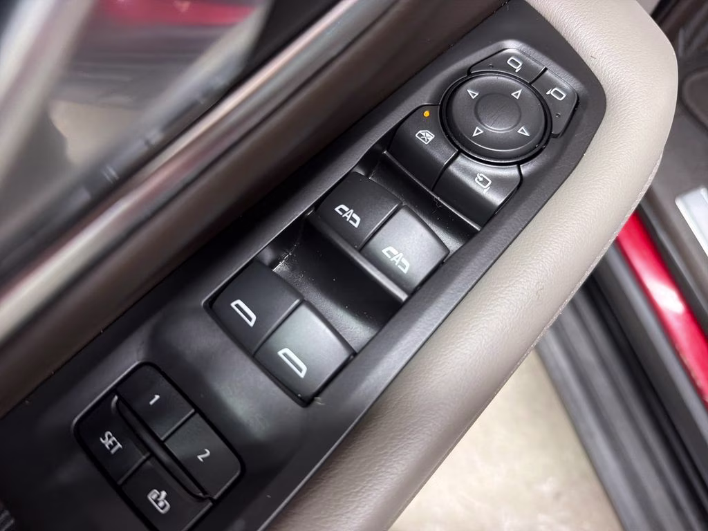 2023 Volcanic Red Tintcoat GMC Yukon SLT RWD SUV