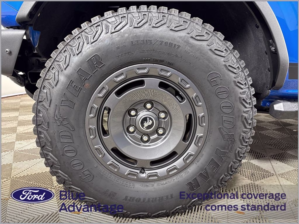 2024 Blue Metallic Ford Bronco Wildtrak 4X4 SUV