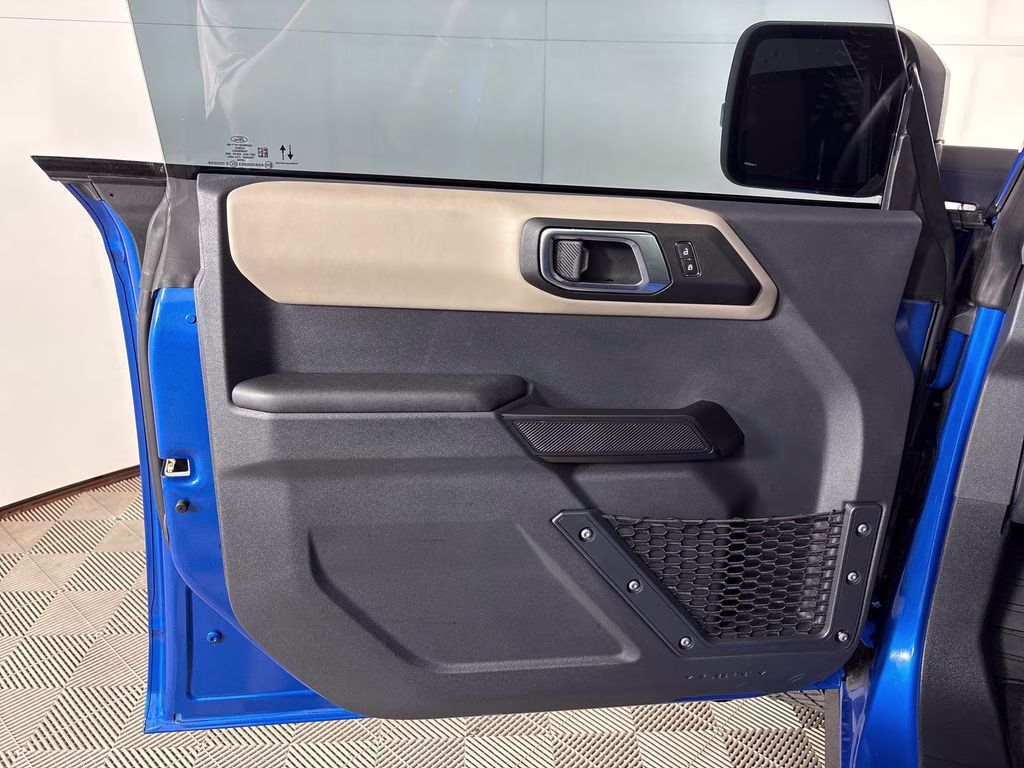 2024 Blue Metallic Ford Bronco Wildtrak 4X4 SUV