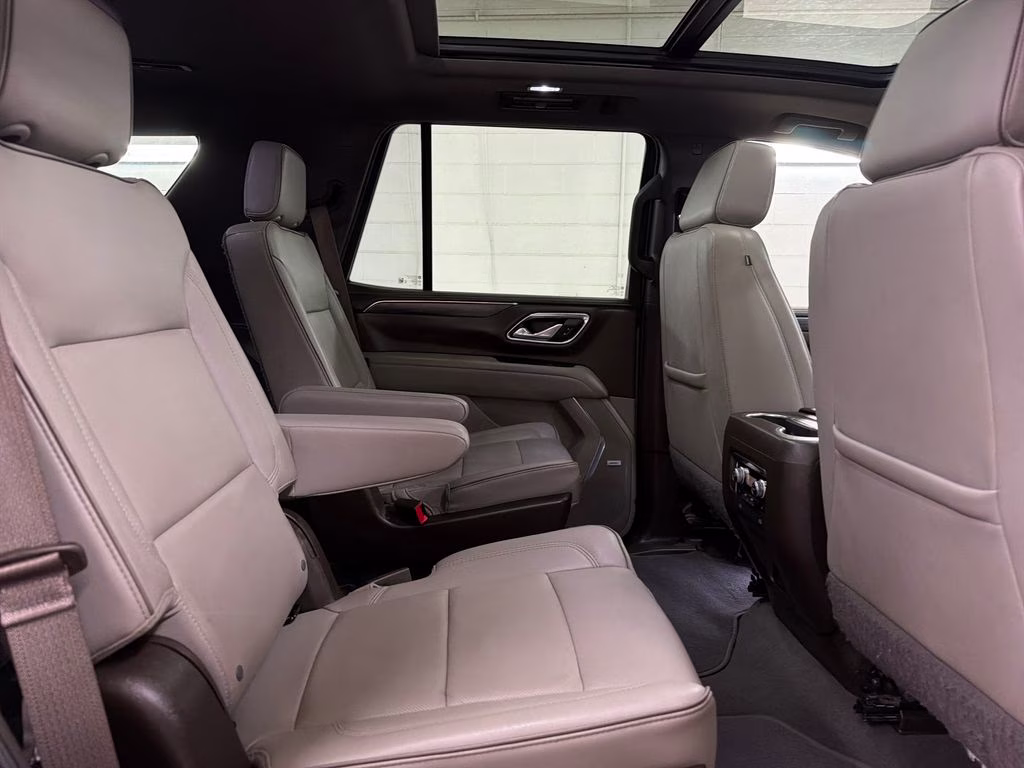 2023 Volcanic Red Tintcoat GMC Yukon SLT RWD SUV