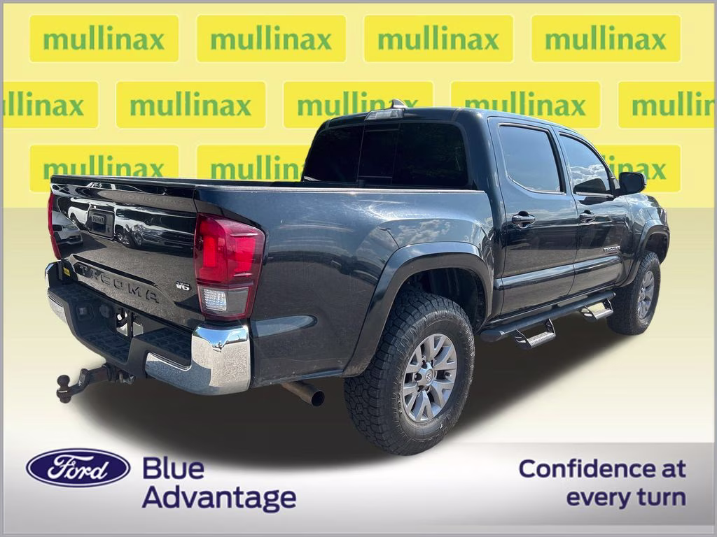 2019 Midnight Black Metallic Toyota Tacoma SR5 RWD Truck
