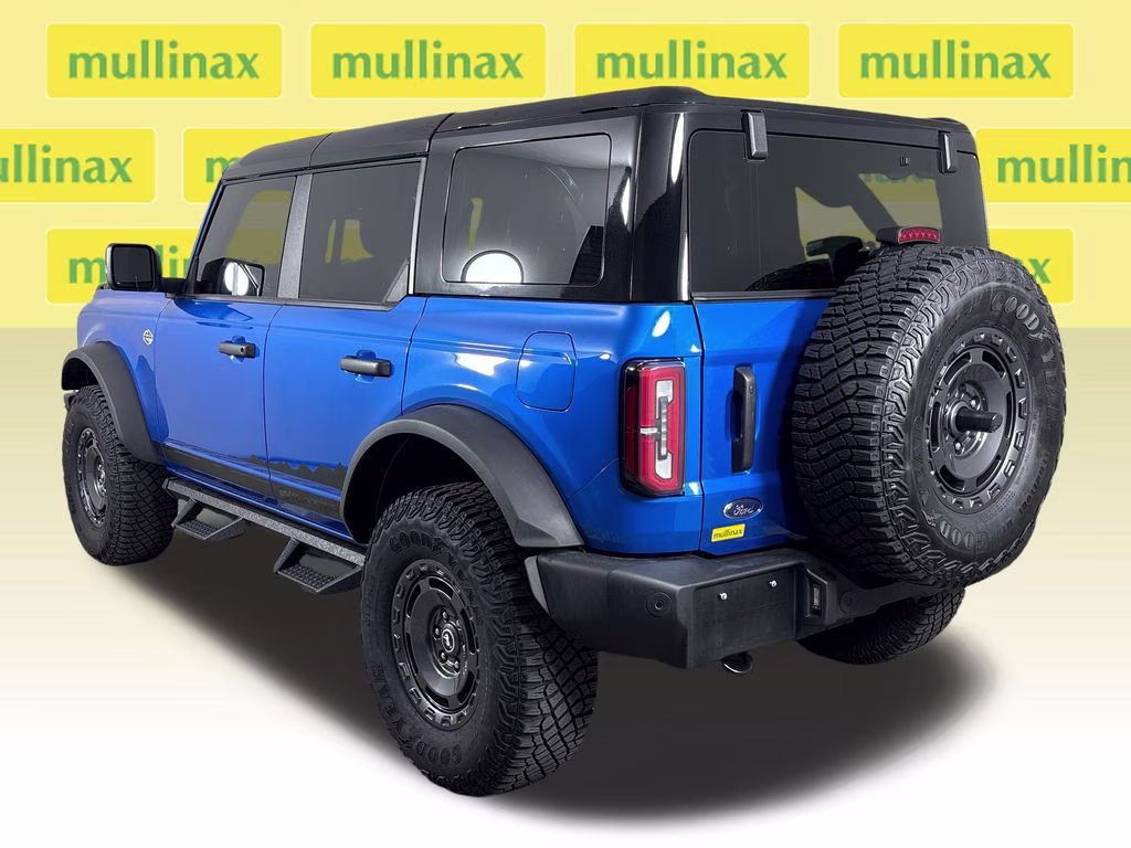 2024 Blue Metallic Ford Bronco Wildtrak 4X4 SUV
