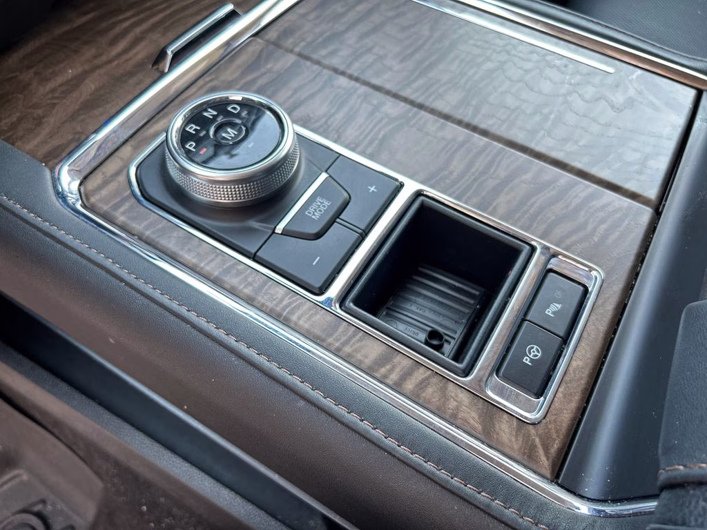 2020 Blue Metallic Ford Expedition Platinum RWD SUV