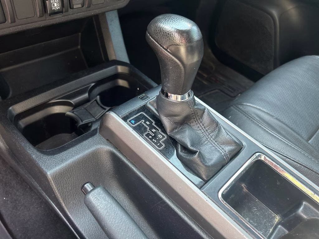 2019 Midnight Black Metallic Toyota Tacoma SR5 RWD Truck
