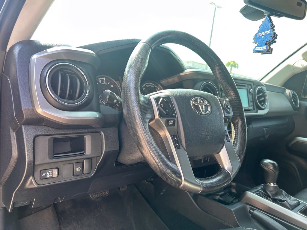 2019 Midnight Black Metallic Toyota Tacoma SR5 RWD Truck