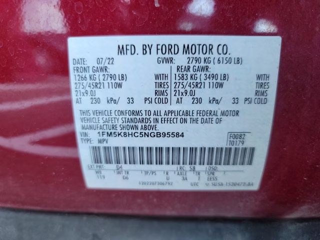 2022 Rapid Red Metallic Tinted Clearcoat Ford Explorer Platinum 4X4 SUV