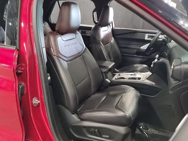 2022 Red Metallic Ford Explorer Platinum 4X4 SUV