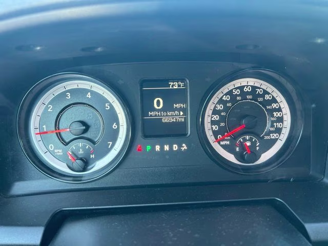 2019 Brilliant Black Crystal Pearlcoat Ram 1500 Express 4X4 Truck