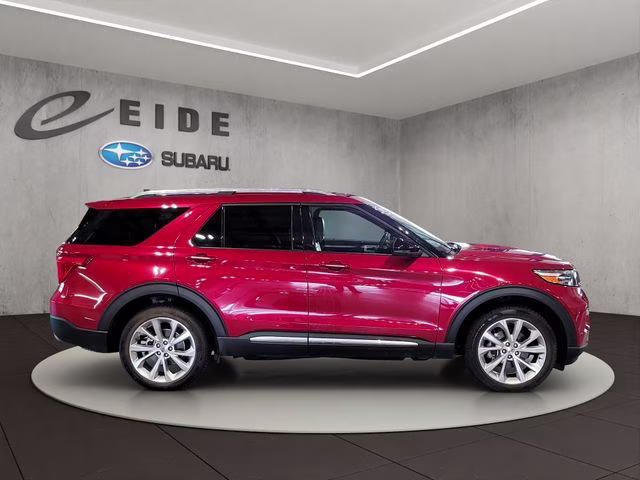 2022 Red Metallic Ford Explorer Platinum 4X4 SUV