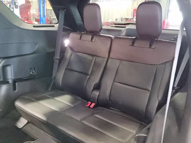 2022 Red Metallic Ford Explorer Platinum 4X4 SUV