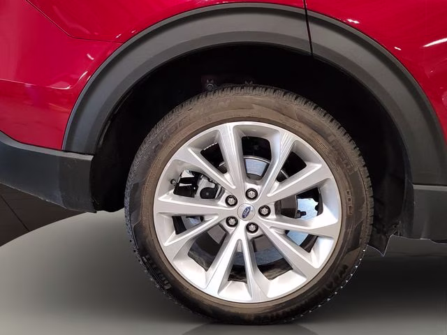 2022 Red Metallic Ford Explorer Platinum 4X4 SUV