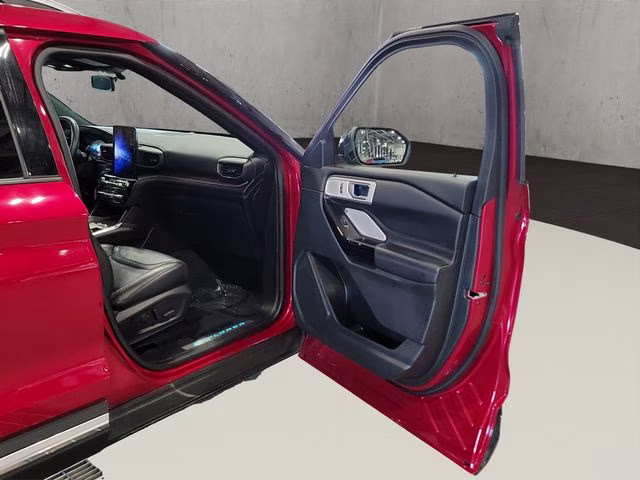 2022 Red Metallic Ford Explorer Platinum 4X4 SUV