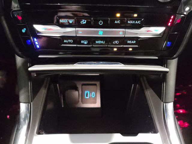 2022 Red Metallic Ford Explorer Platinum 4X4 SUV