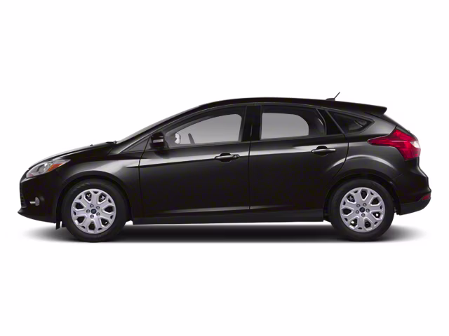 2013 Tuxedo Black Ford Focus SE FWD Hatchback