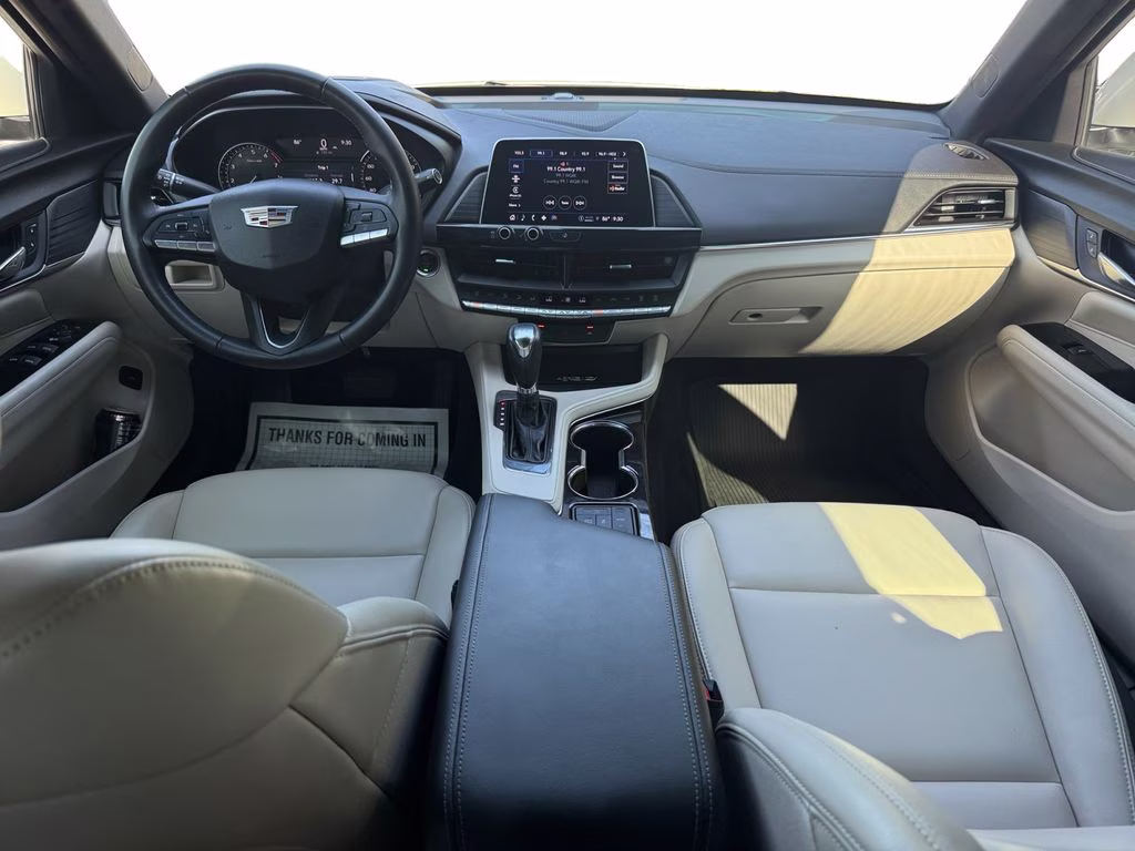 2023 Crystal White Tricoat Cadillac CT4 Luxury RWD Sedan