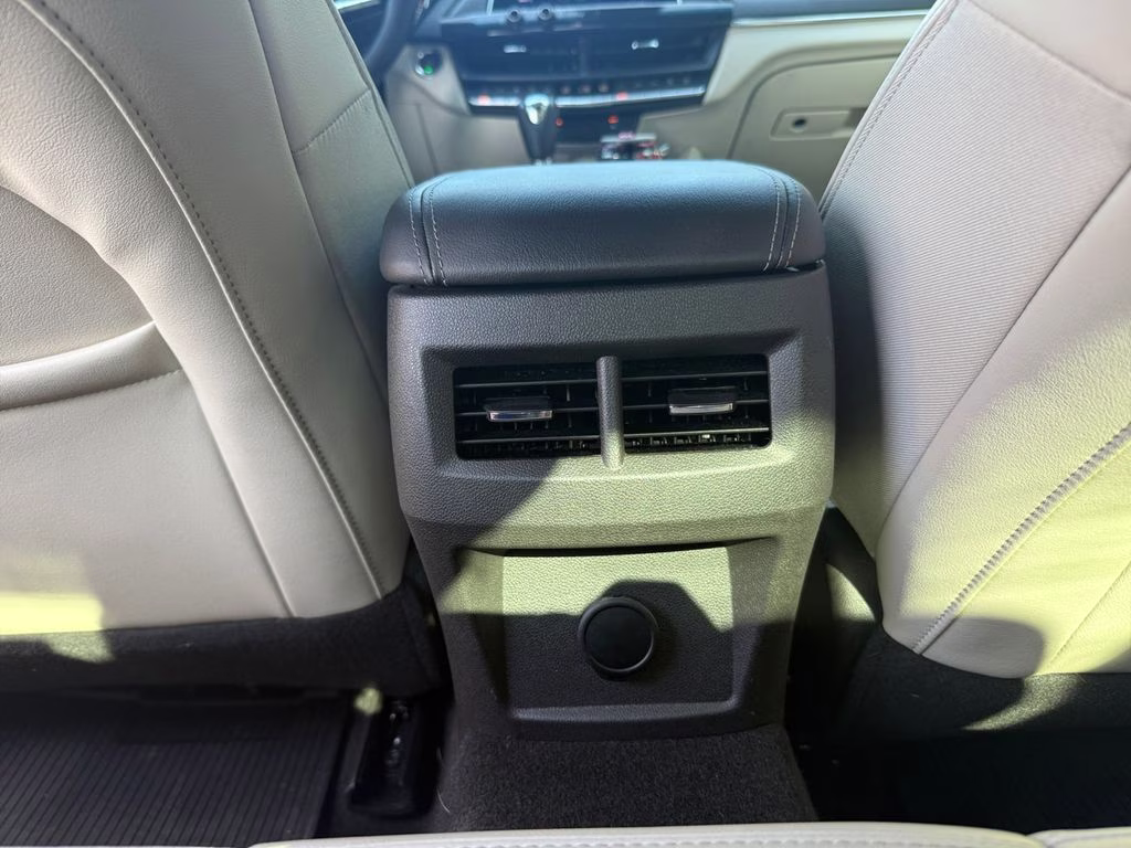 2023 Crystal White Tricoat Cadillac CT4 Luxury RWD Sedan